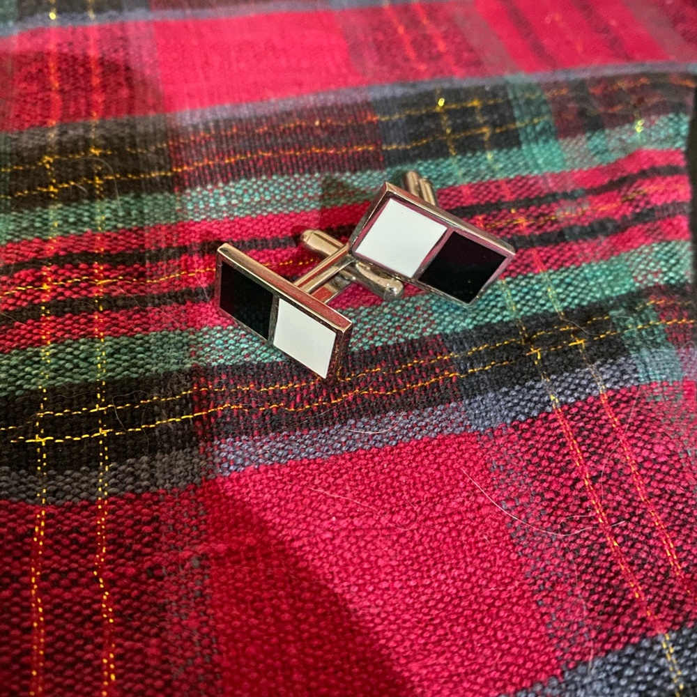 Black and white cuff links